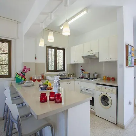 Marie Villa Protaras